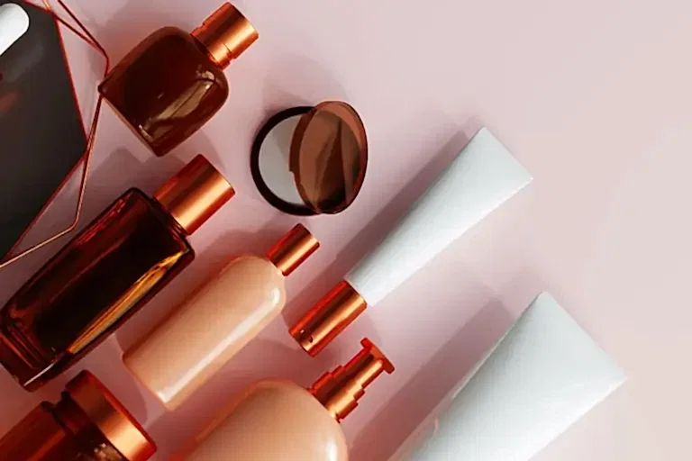 Yıllardır Değişmeyen Favoriler: Efsane Cilt Bakım Ürünleri